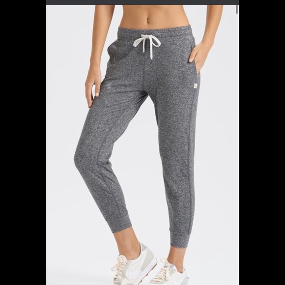 Vuori Pants - Vuori Performance Joggers Heather Gray Size XS